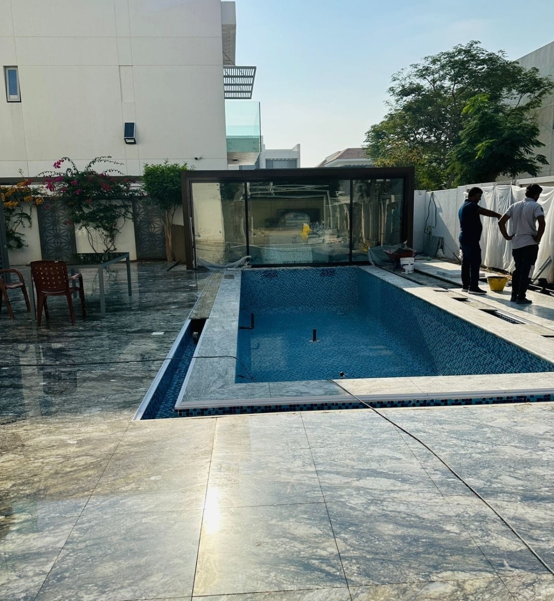swimming pool